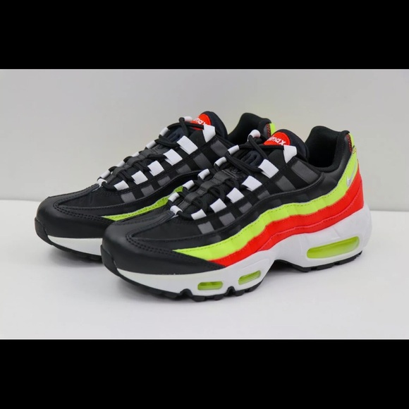 Nike Air Max 95 Volt Habanero Red Women MultiSize - Picture 2 of 7